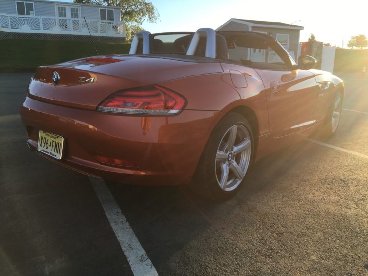 2016-BMW-Z4-sDrive28i11