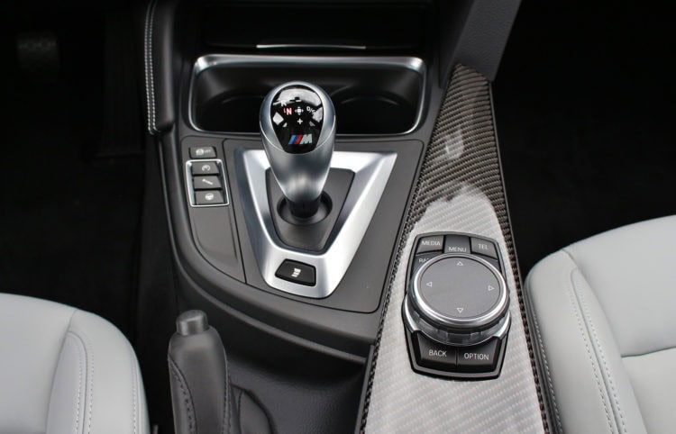 2016-bmw-m3-interior-4