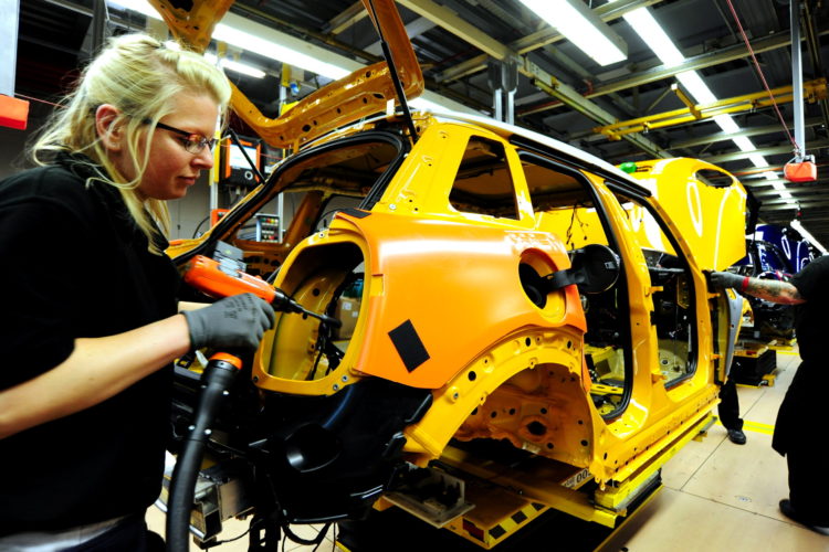 BMW UK Plants Might Be Closed If Supply Chain Is Hurt by Brexit