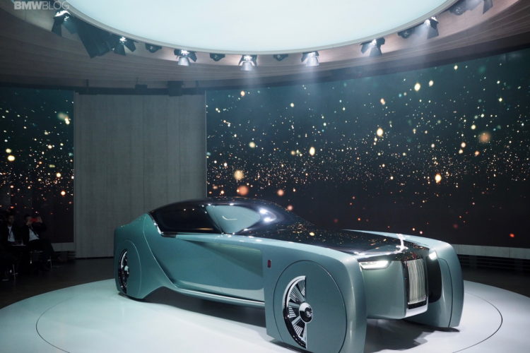 Rolls-Royce Vision Next 100 – Live photos from London