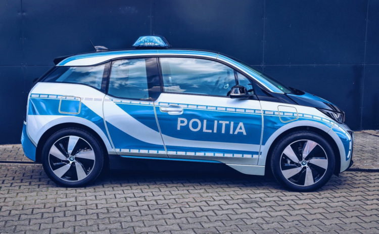 2016-bmw-i3-romania-police-4