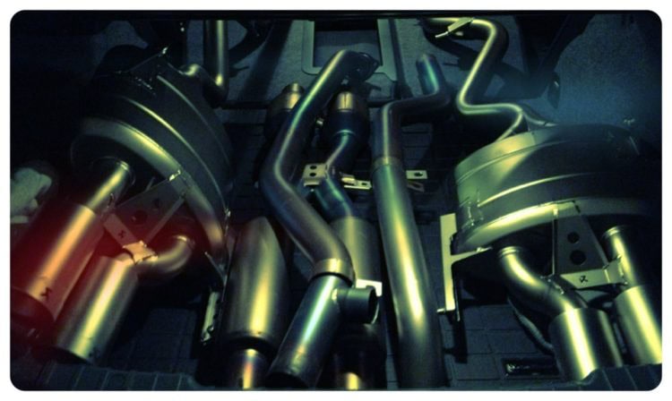 Akrapovic-exhaust-m3