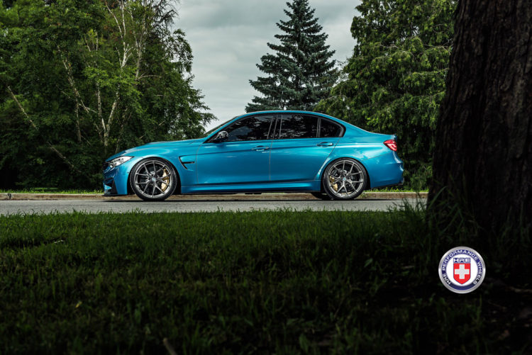 Atlantis Blue BMW M4