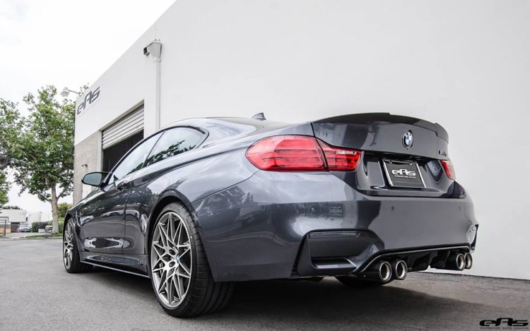 BMW-M4-Competition-Package-7