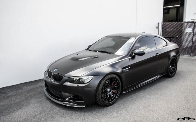 Frozen-Black-BMW-M3-4