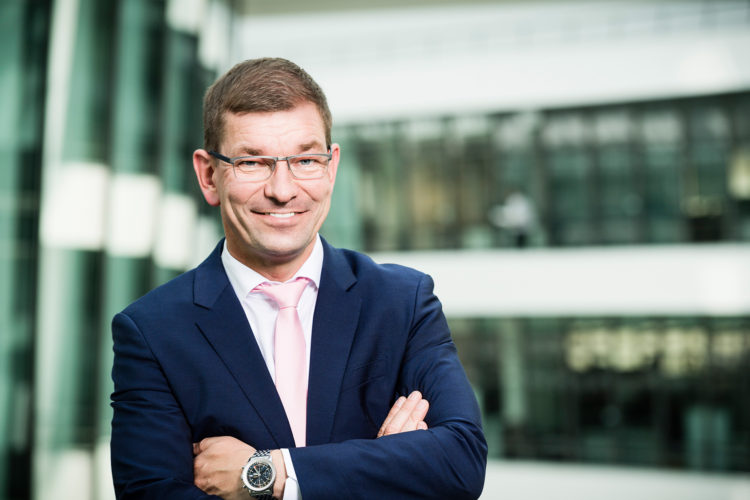 Markus Duesmann to become BMW AG Board of Management Member for Purchasing