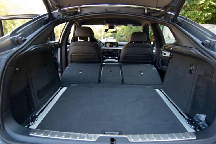 2016-BMW-X6-M50d-test-drive-49