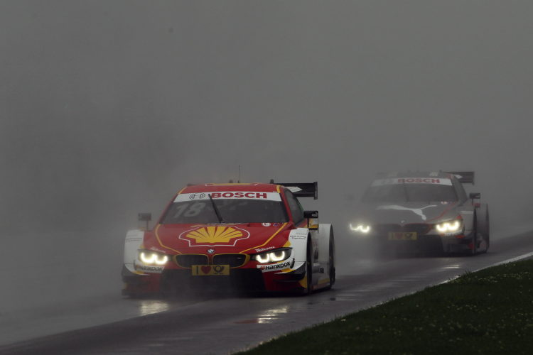 BMW M4 DTM finishes in the points in the Moscow rain