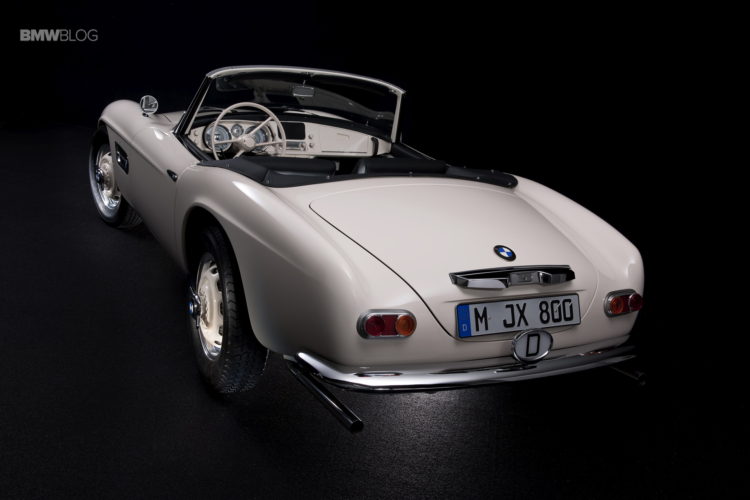 Elvis-Presley-BMW-507-restored-30