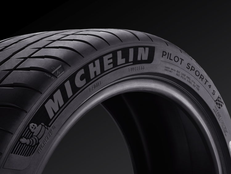 Michelin-Pilot-Sport-4-9