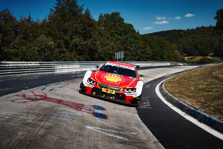 Shell BMW M4 DTM race taxi