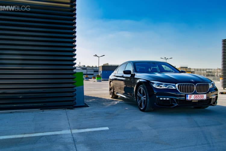 VIDEO: Watch the BMW 750Ld xDrive hit 200 km/h rather quickly