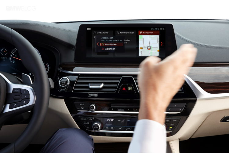 BMW-G30-5-Series-M-Sport-interior-7