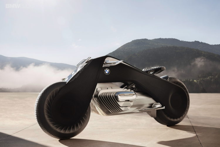 WORLD PREMIERE: BMW Motorrad VISION NEXT 100