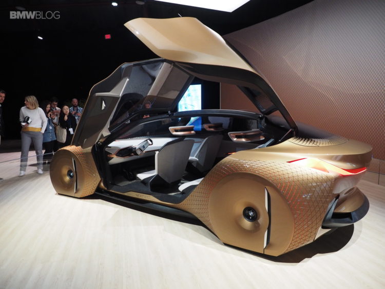 BMW-Vision-Next-100-Los-Angeles-15