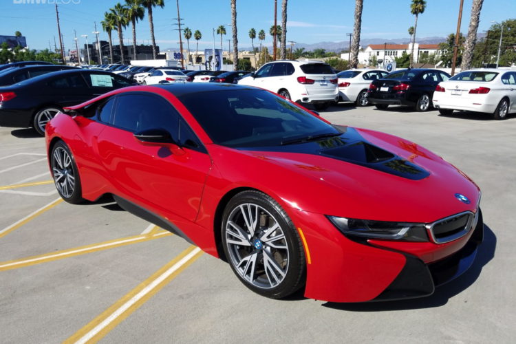 VIDEO: Doug Demuro explains why the BMW i8 is worth the money