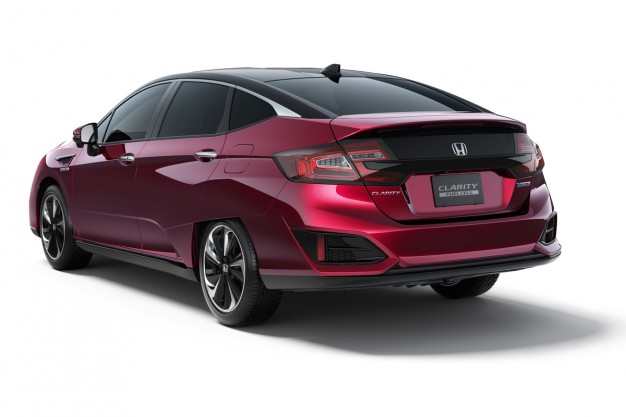 Honda_Clarity_FCV_rear-626x417