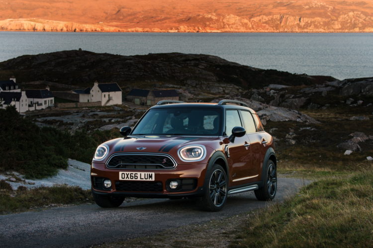 New-2017-MINI-Countryman-Chestnut-68