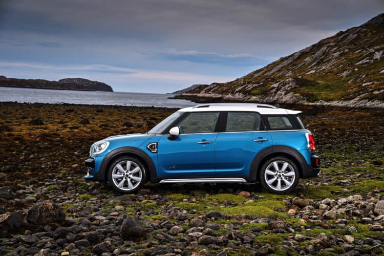 New-2017-MINI-Countryman-Island-Blue-32