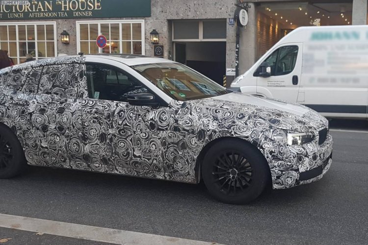 2017-BMW-6er-GT-G32-Erlkoenig-03