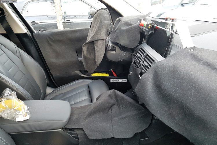 2017-BMW-X3-G01-SUV-Erlkoenig-06