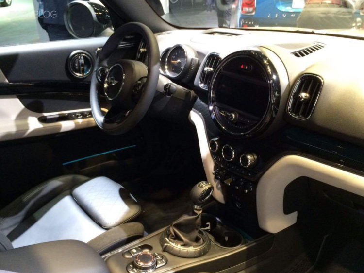 MINI-Countryman-E-Electric-11