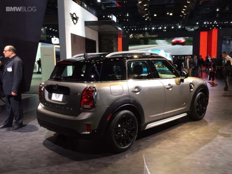 MINI-Countryman-E-Electric-2