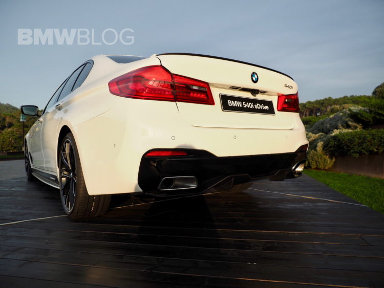 2017-BMW-540i-sDrive-M-Performance-Parts-15