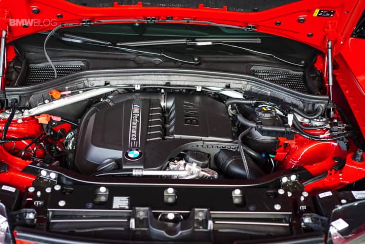 2017-BMW-X4-M40i-review-59