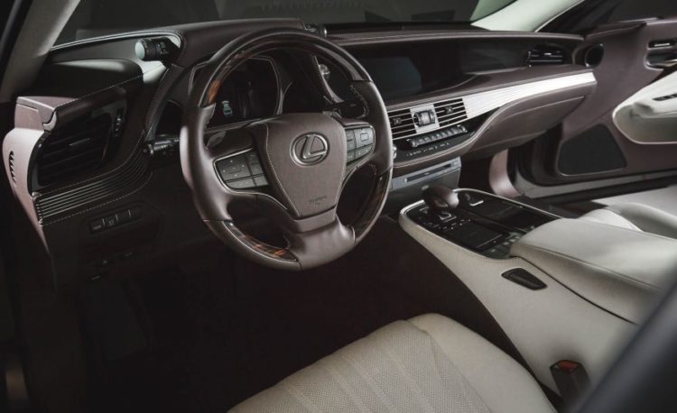 2018-Lexus-LS-125-876x535