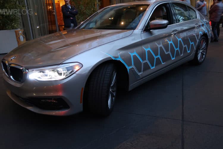 BMW and Mobileye to crowdsource real-time data for self-driving cars