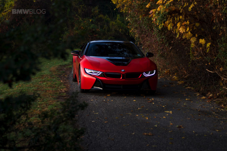 BMW i8 in Frozen Red Satin Conform Chrome-13