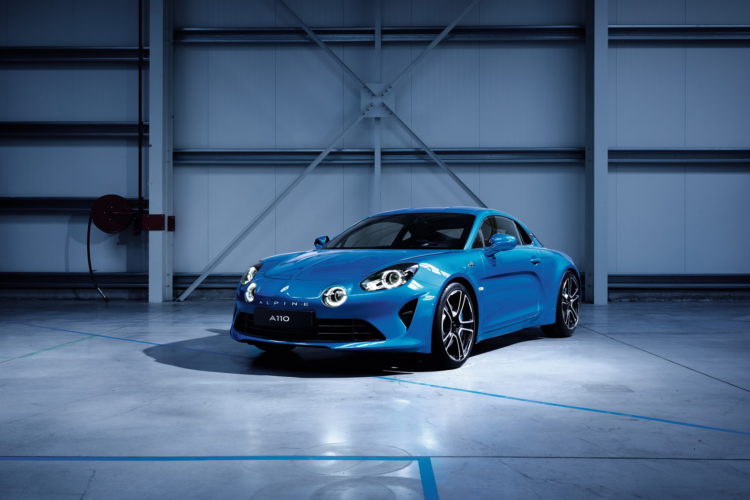 A new, hot contender joins the midsize sports car segment – Alpine A110