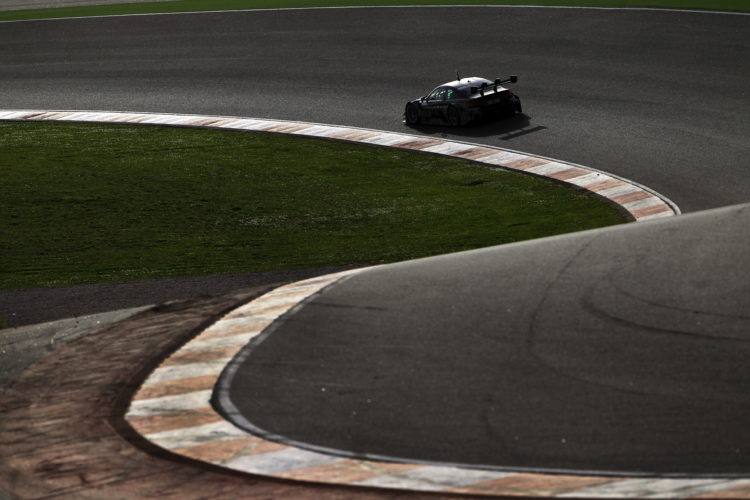 New BMW M4 DTM undergoes first test in Portimao