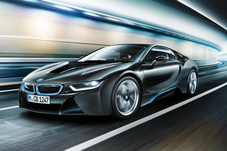 Automobile Magazine reviews the BMW i8