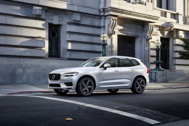 Volvo XC60 debuts in Geneva, will take on upcoming BMW X3
