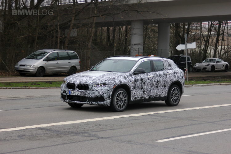 BMW F39 X2: Spy video shows SUV in the stress test
