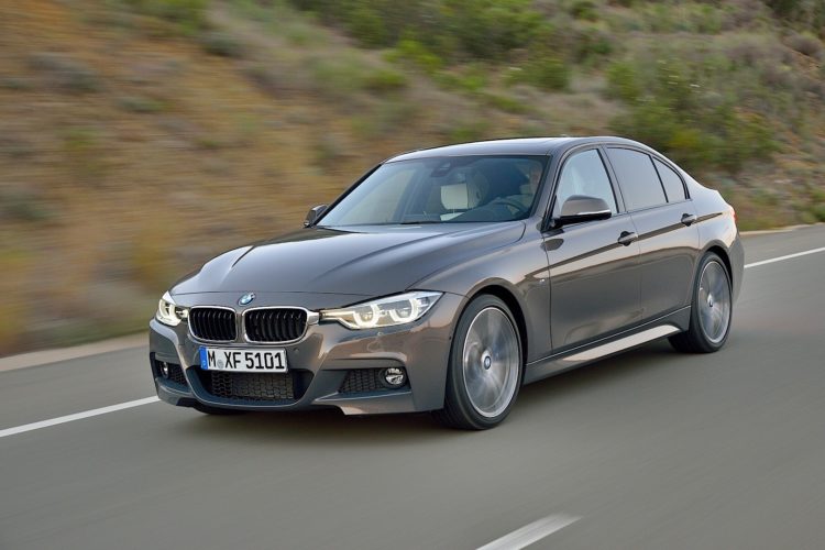 This Old ‘E90 vs F30’ Comparison Reveals When Modern BMWs Began to Change