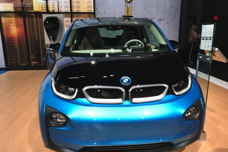 Automobile Mag lists four cool things about the BMW i3 REx