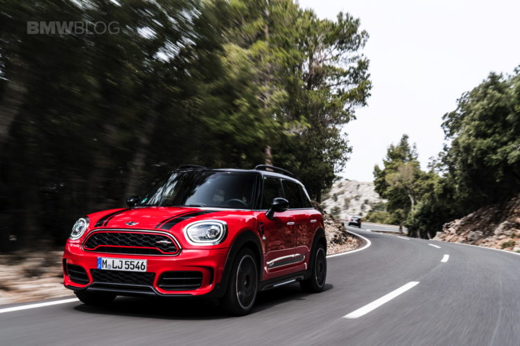 Video: 2017 MINI Countryman JCW Review Finds It’s Not a MINI