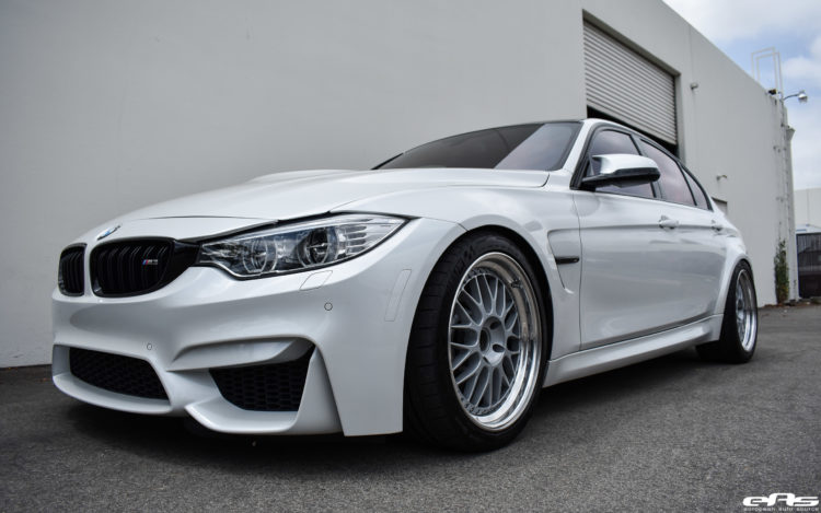 Mineral White BMW M3