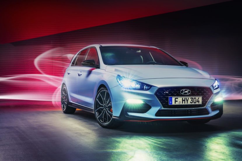Does the Hyundai i30 N have some BMW M-like details?