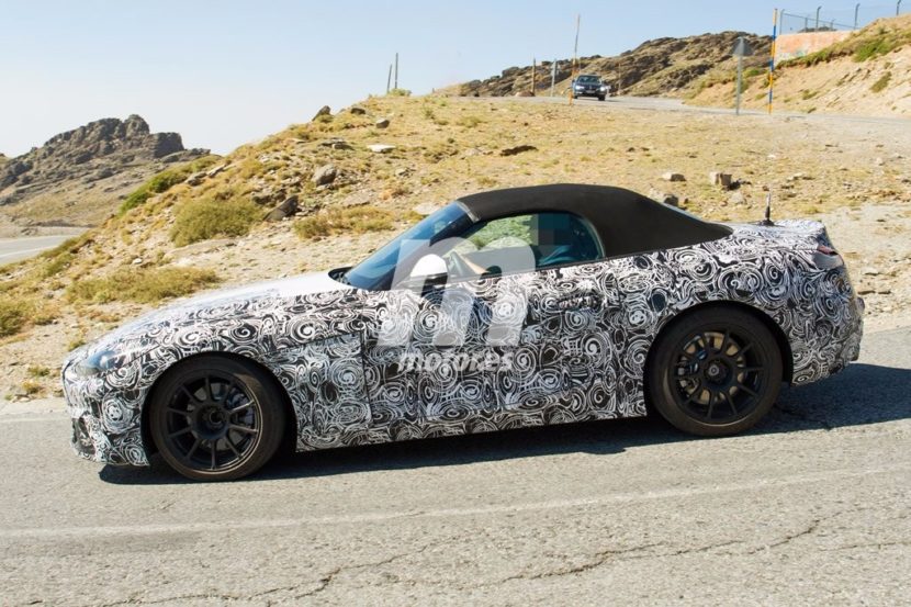 SPIED: BMW Z4 Roadster shows off Production-Ready headlights