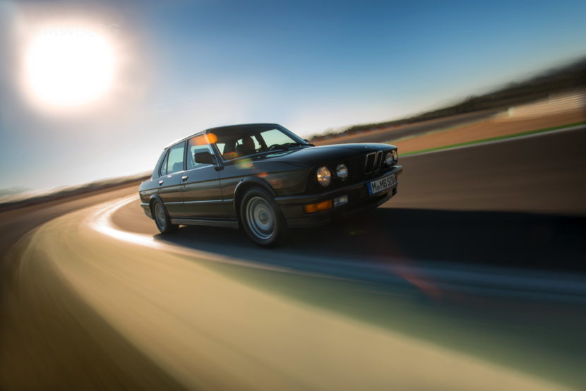 BMW-M5-E28-01
