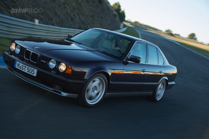 VIDEO: Doug DeMuro Checks Out the E34 BMW M5