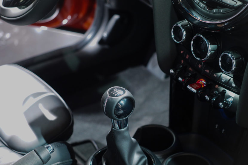 Manual MINI Models to Be Temporarily Pulled from Sale in the US