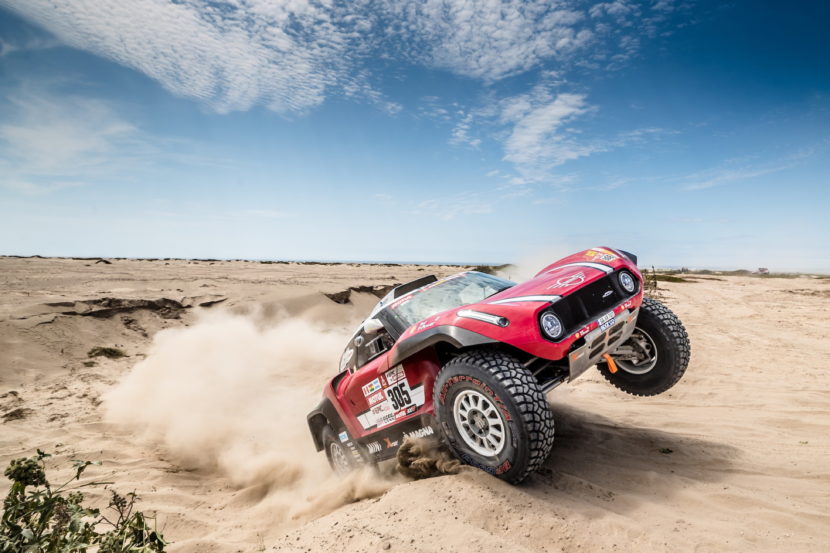 Fascinating photo gallery of Dakar 2018 and MINI X-Raid Team