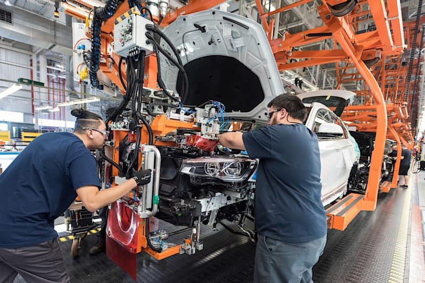 BMW Ponders Opening Engine and Transmission Plant in the US