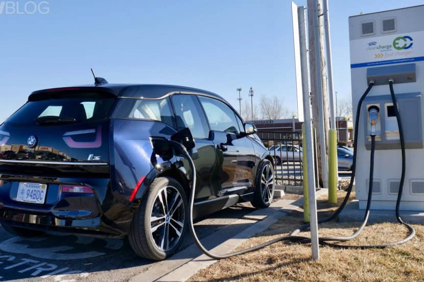 Dubai Police Force gets a BMW i3 in the fleet