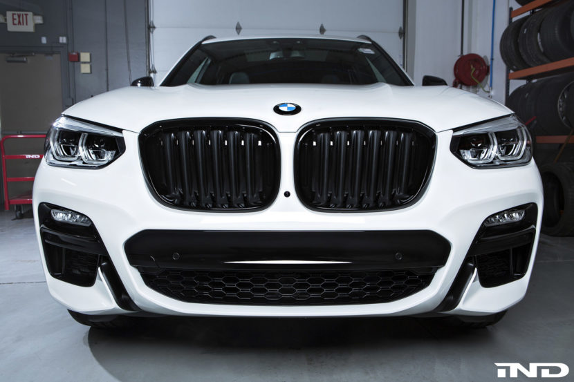 Alpine White BMW X3 M40i
